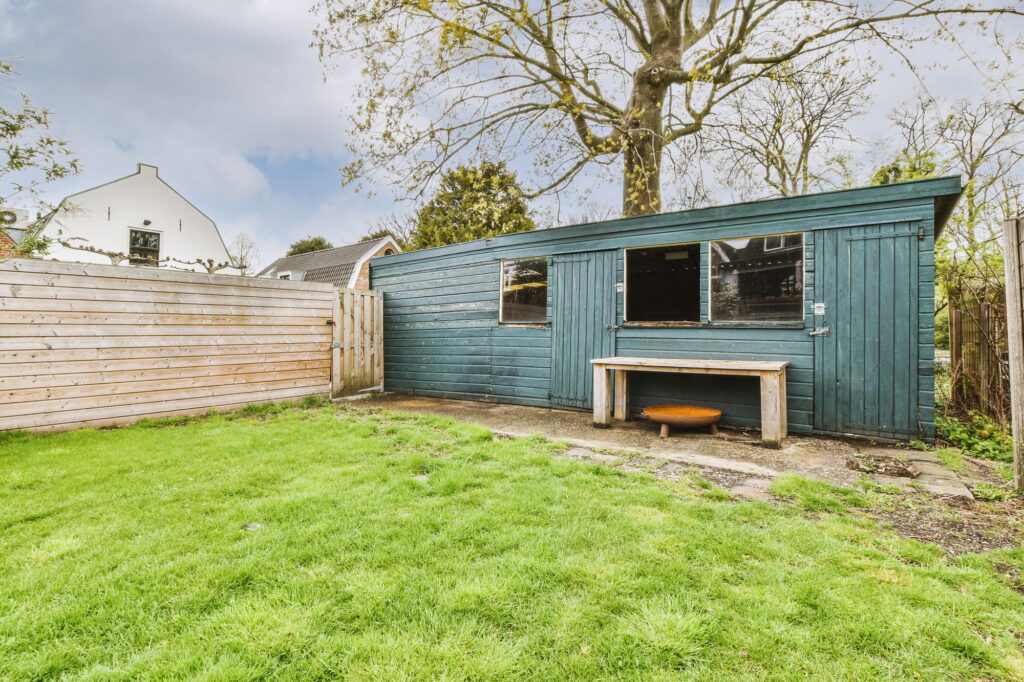 Shed in the courtyard of a modern house